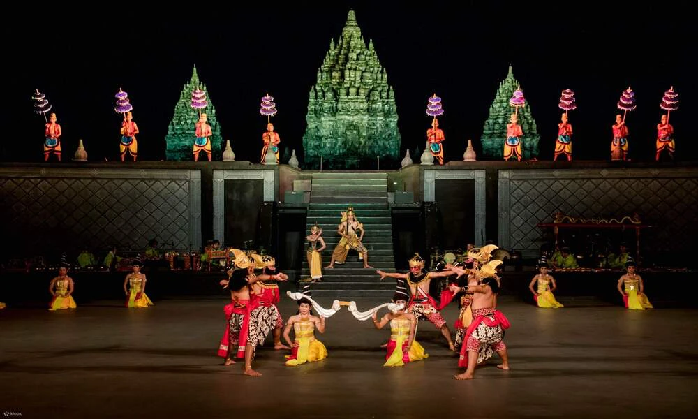 Escenario de representaciones legendarias del ballet Ramayana