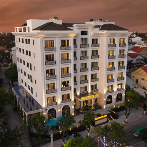 https://avexvietnamtravel.com/wp-content/uploads/2025/06/Hoian-Delicacy-Hotel-1.webp