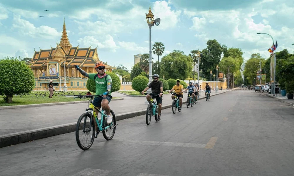 Montar en bici para viajar a Camboya