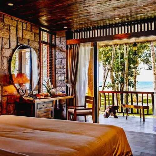 https://avexvietnamtravel.com/wp-content/uploads/2025/06/Ocean-Bay-Phu-Quoc.webp