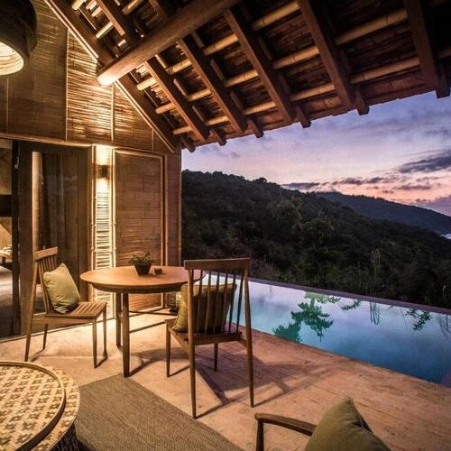 https://avexvietnamtravel.com/wp-content/uploads/2025/06/Zannier-Hotel.webp