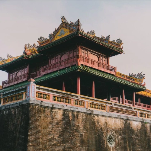Halong - Hanoi - Hue