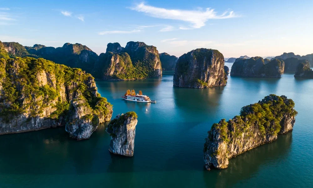 Bahía de Ha Long - destino perfecto y muy poético