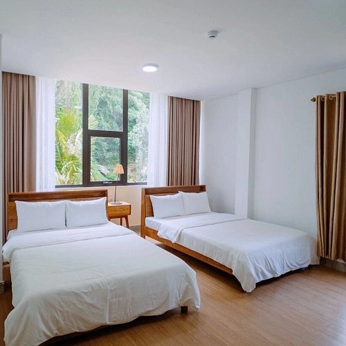https://avexvietnamtravel.com/wp-content/uploads/2025/07/Discovery-Lodge-Phong-Nha.webp