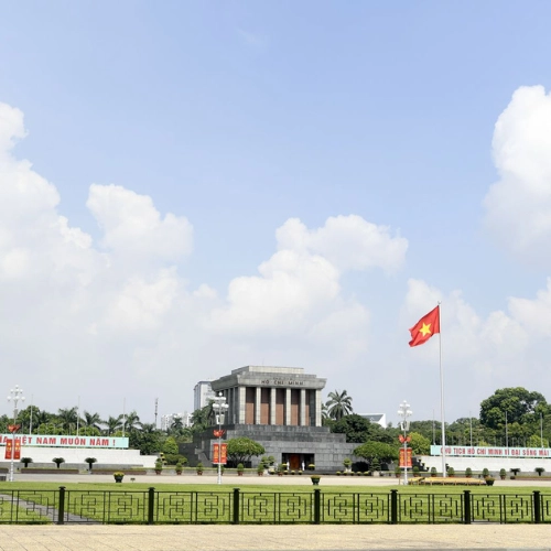 Hue - Vuelo a Hanoi - Día libre