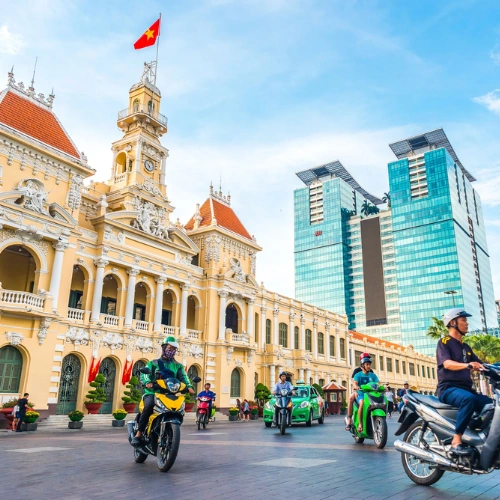 HO CHI MINH - LLEGADA