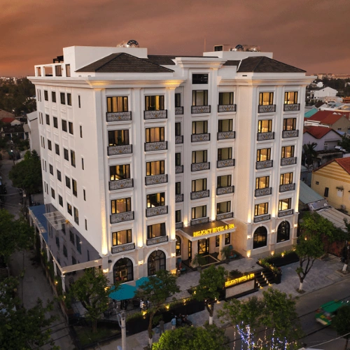 https://avexvietnamtravel.com/wp-content/uploads/2025/07/Hoi-An-Delicacy-Hotel.webp
