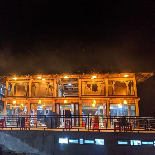 https://avexvietnamtravel.com/wp-content/uploads/2025/07/Khuoi-Khon-Homestay.webp
