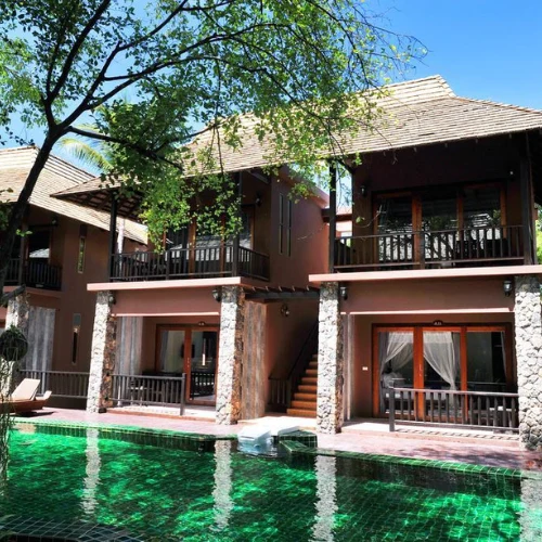 https://avexvietnamtravel.com/wp-content/uploads/2025/07/Koh-Tao-Beach-Club.webp