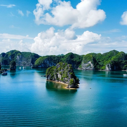 Lan Ha - Viet Hai Village - Cat Ba - Ha Long Cruise