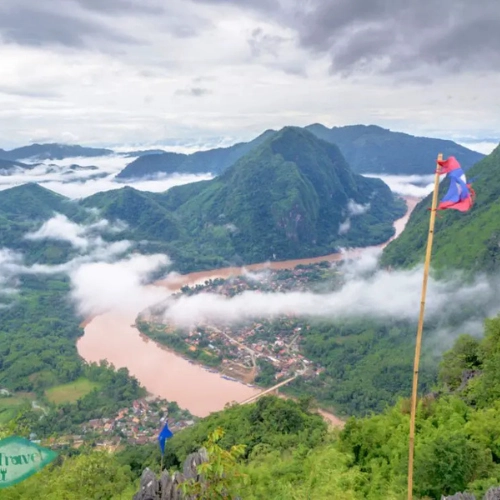 Nong Khiaw - Phou Pha Daeng - Luang Prabang