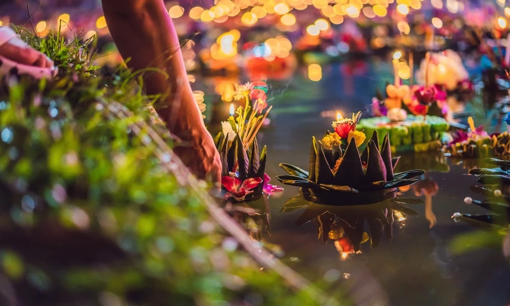 Loy Krathong - un festival atractivo a los turistas