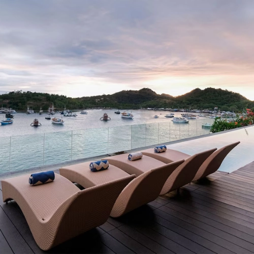 https://avexvietnamtravel.com/wp-content/uploads/2025/07/Meruorah-Komodo.webp
