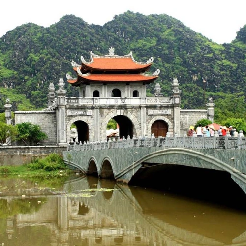 Hanoi - Ninh Binh - Thung Nham - Tam Coc