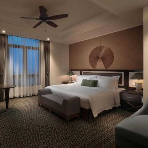 https://avexvietnamtravel.com/wp-content/uploads/2025/07/Ninh-Binh-Hidden-Charm-Hotel-Resort.webp