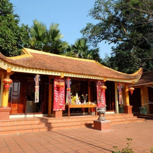 Bac Ha - Pagoda Sung Khanh - Aldea Tha - Ha Giang