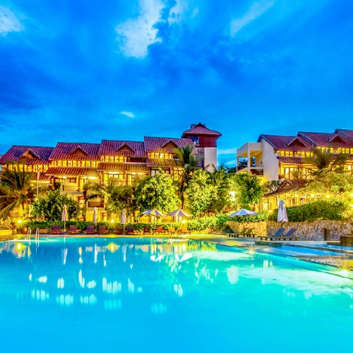 https://avexvietnamtravel.com/wp-content/uploads/2025/07/Romana-Resort-Spa.webp