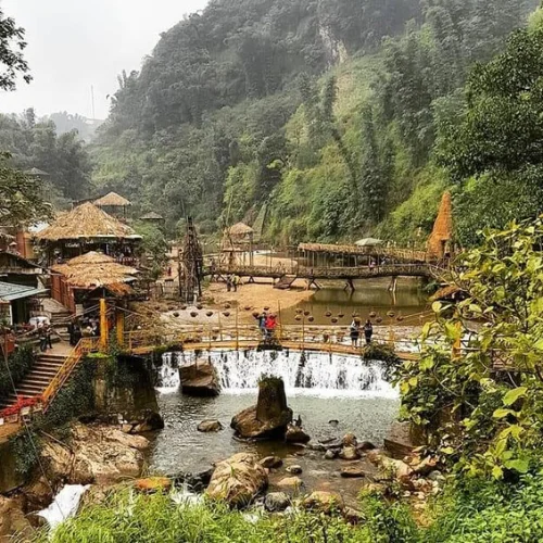 SAPA - CAT CAT - HANOI