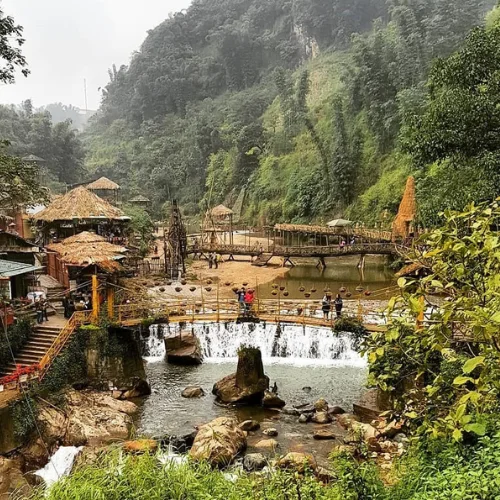 Sapa - Cat Cat - Hanoi