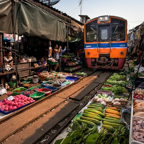 Bangkok - Mae Klong - Damnoen Saduak - Ayutthaya