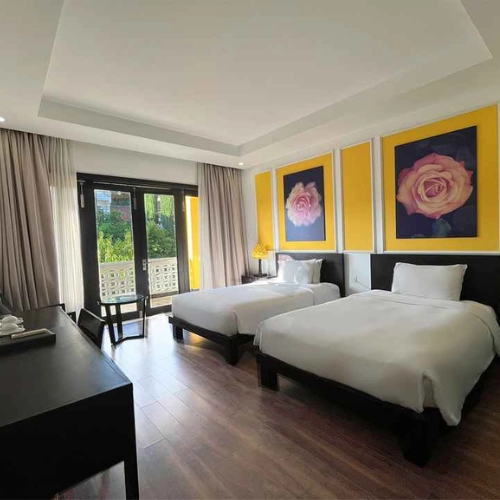 https://avexvietnamtravel.com/wp-content/uploads/2025/07/Thanh-Binh-Riverside-Hotel.webp
