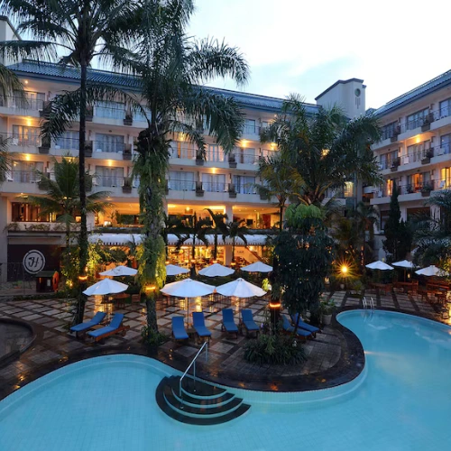 https://avexvietnamtravel.com/wp-content/uploads/2025/07/The-Jayakarta-Suites.webp