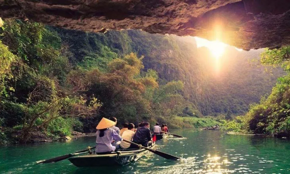 Visita por Trang An en barca