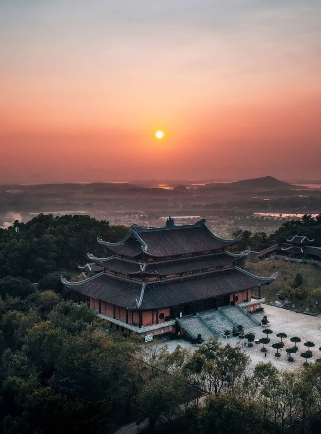 Bai Dinh Pagoda: el gran templo de Vietnam