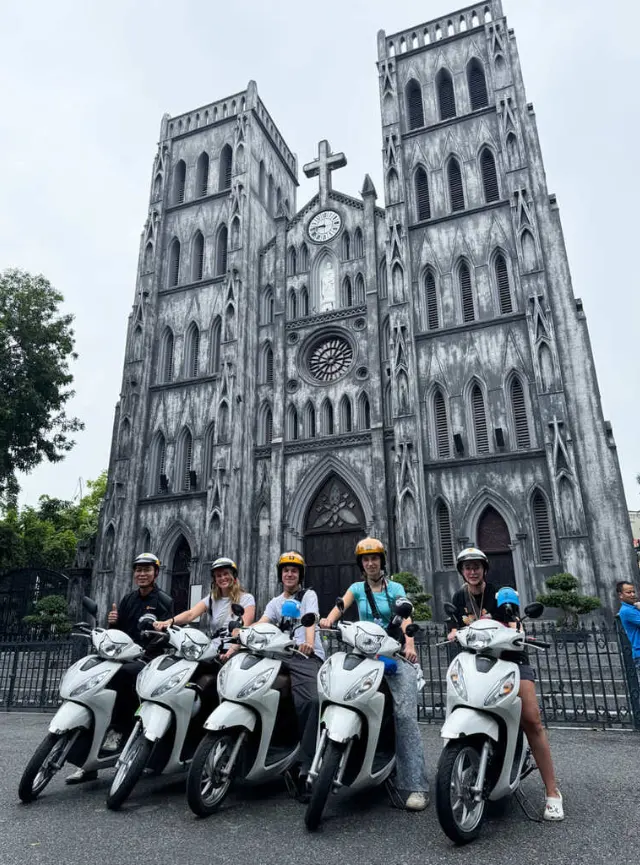 Tour en motocicleta de Hanói en un día